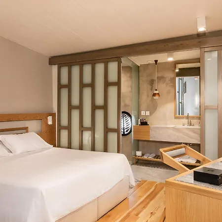 Hotel Off 3*