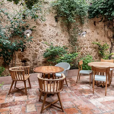 Hotel Off Chania (Crete)