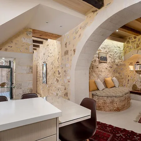 Hotel Off Chania (Crete)