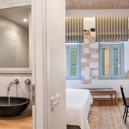 Off Отель Ханья