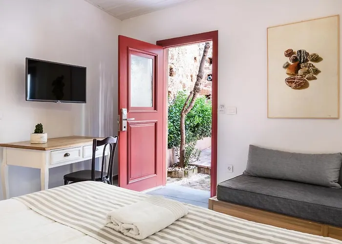 Off Hotel Chania (Crete)