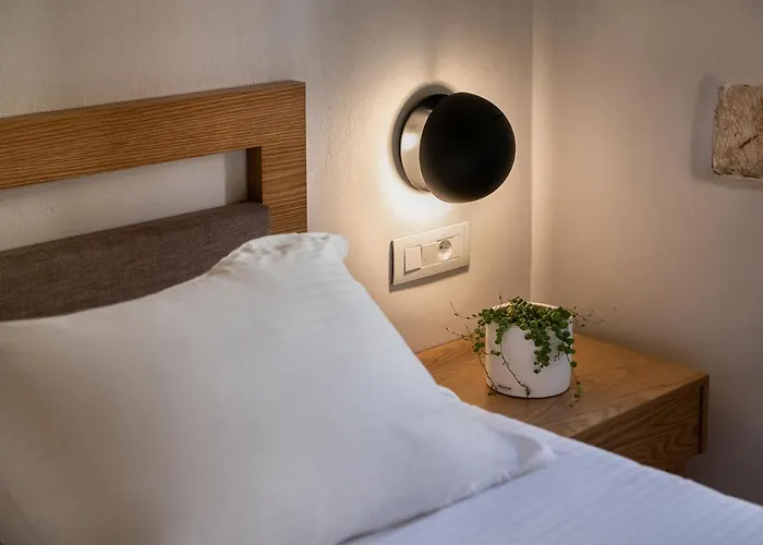 Off 3* Chania (Crete)