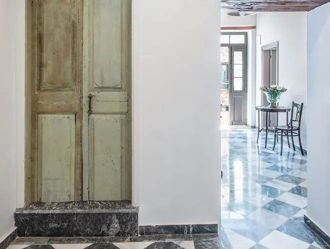 Off Hotel Chania (Crete)